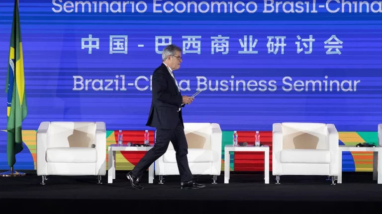 Brazil and China Strike Deal to Stop Using US Dollar